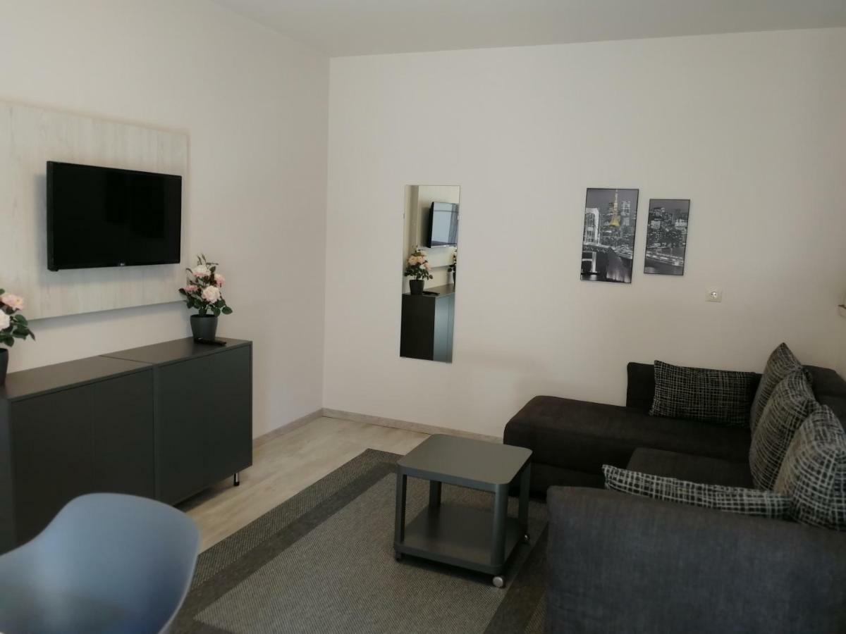 Ovar Apartman Mosonmagyaróvár Εξωτερικό φωτογραφία