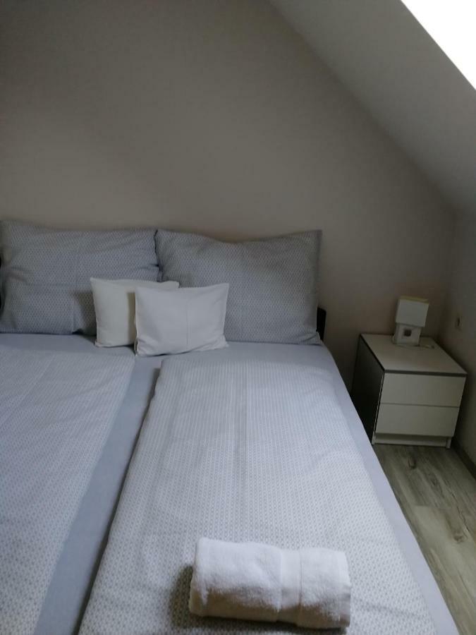 Ovar Apartman Mosonmagyaróvár Εξωτερικό φωτογραφία