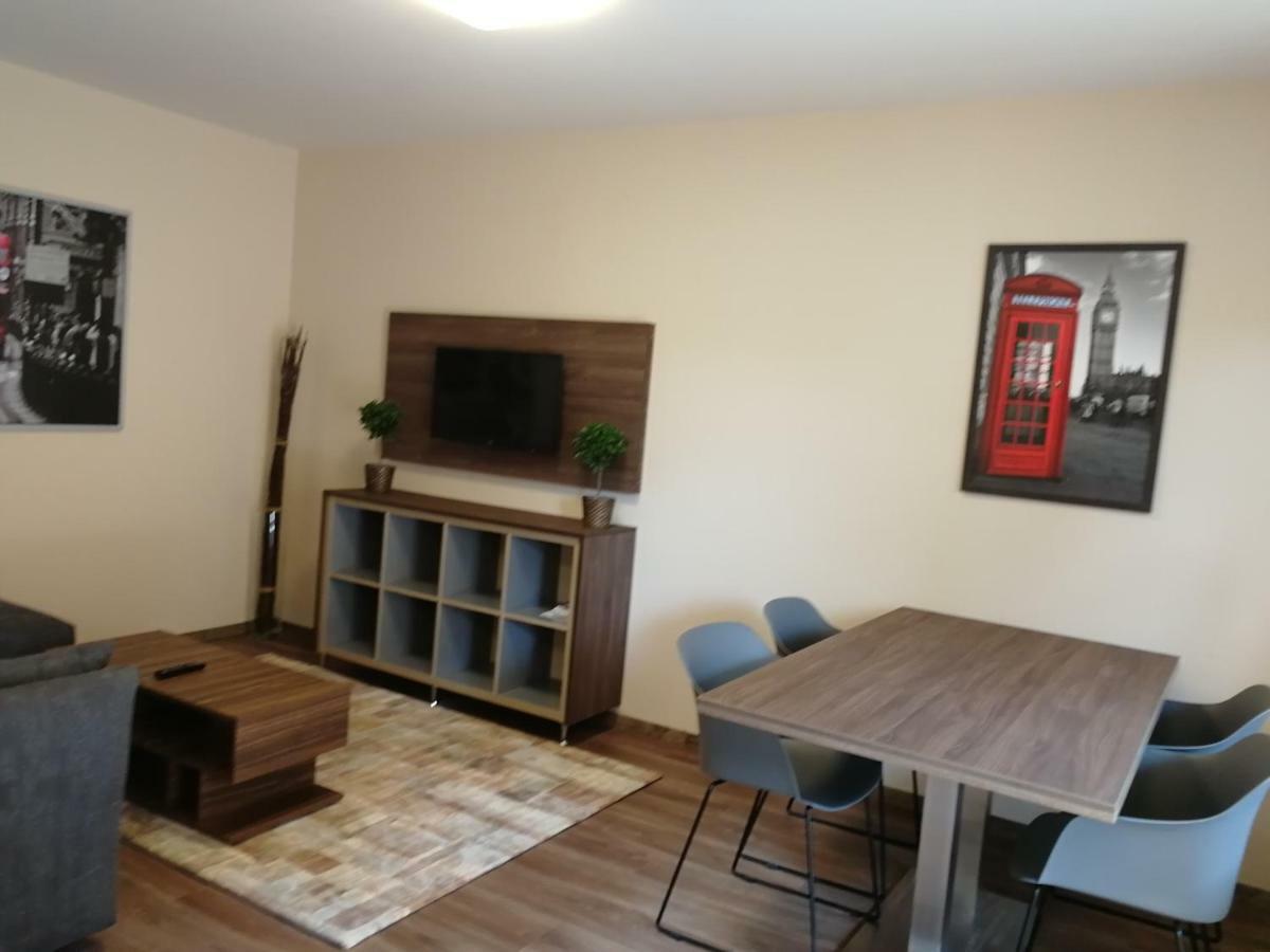 Ovar Apartman Mosonmagyaróvár Εξωτερικό φωτογραφία