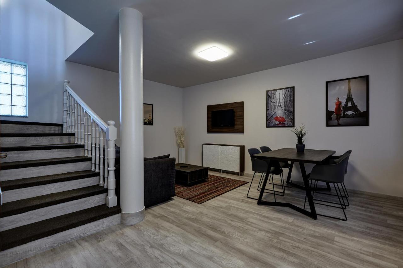 Ovar Apartman Mosonmagyaróvár Εξωτερικό φωτογραφία