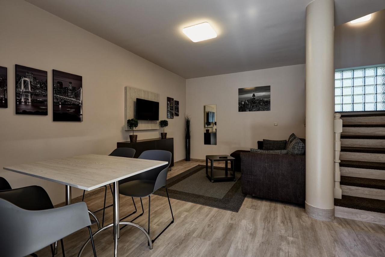 Ovar Apartman Mosonmagyaróvár Εξωτερικό φωτογραφία